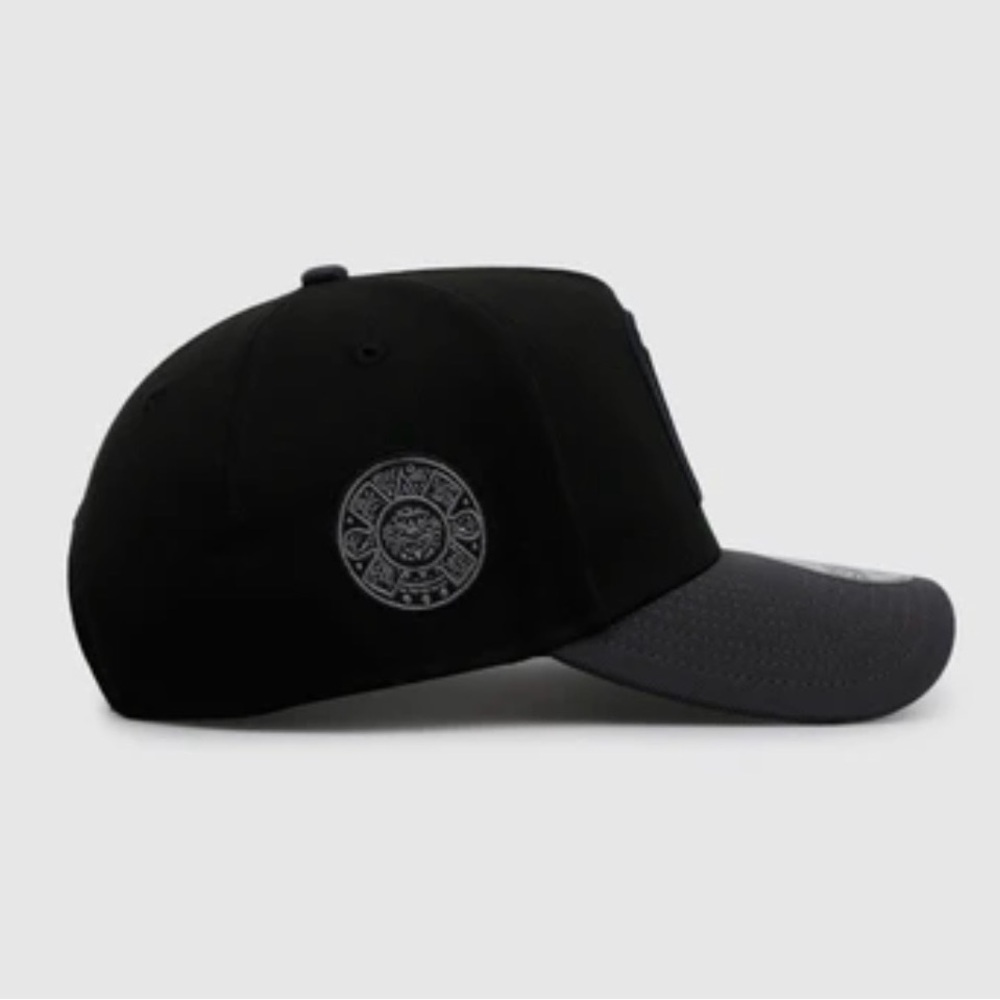 New Era Black and Gray Mexico SnapBack - Picture 3 of 5